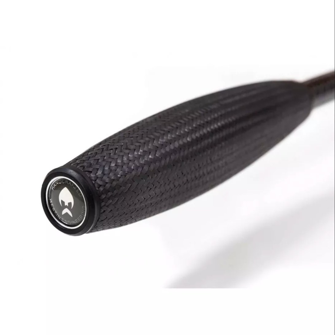 Détail de la poignée carbone tressée de la Westin W10 Monsterstick-T